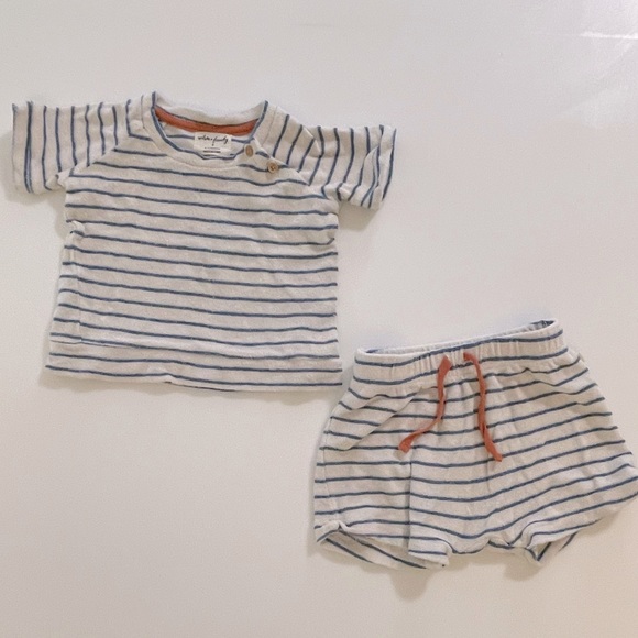 Wilson and Frenchy Terry Top  + Bottom Set - Picture 1 of 6